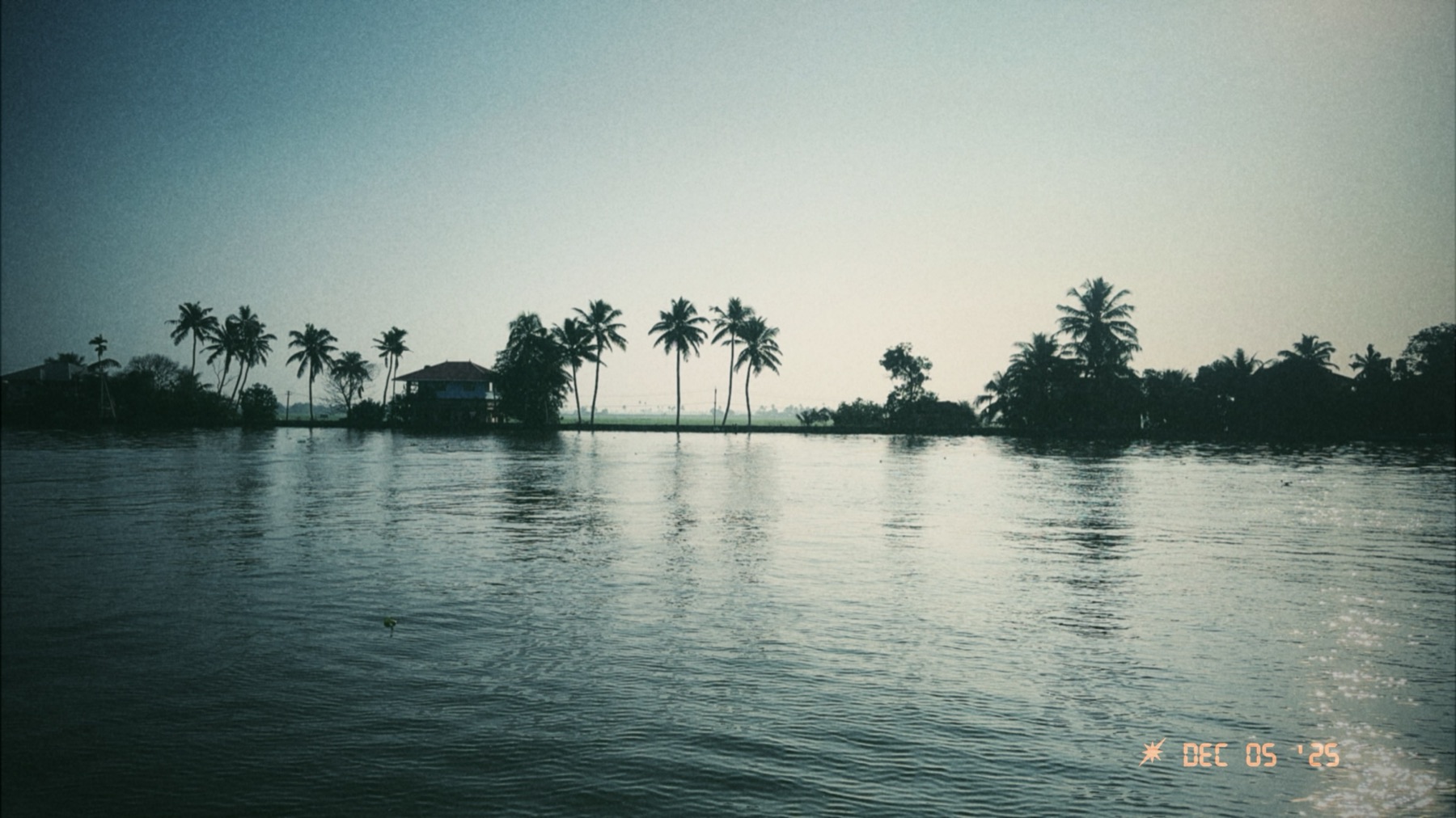Varkala — frame 04